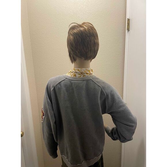 Harry Potter Embroidered Sweatshirt Griffindor Loose Fit Pullover Women’s L 16 - Picture 5 of 13